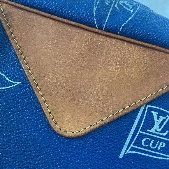 RARE Louis Vuitton America’s Cup Sailor Shoulder Bag Purse (from the 90s) - Picture 4 of 17
